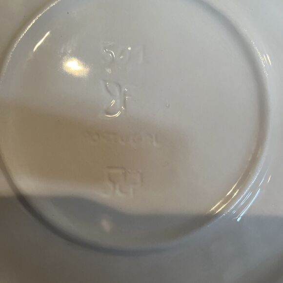 HARVEST Ceramic Lidded Pumpkin Shaped Soup Tureen and Serving Plate - Picture 5 of 10